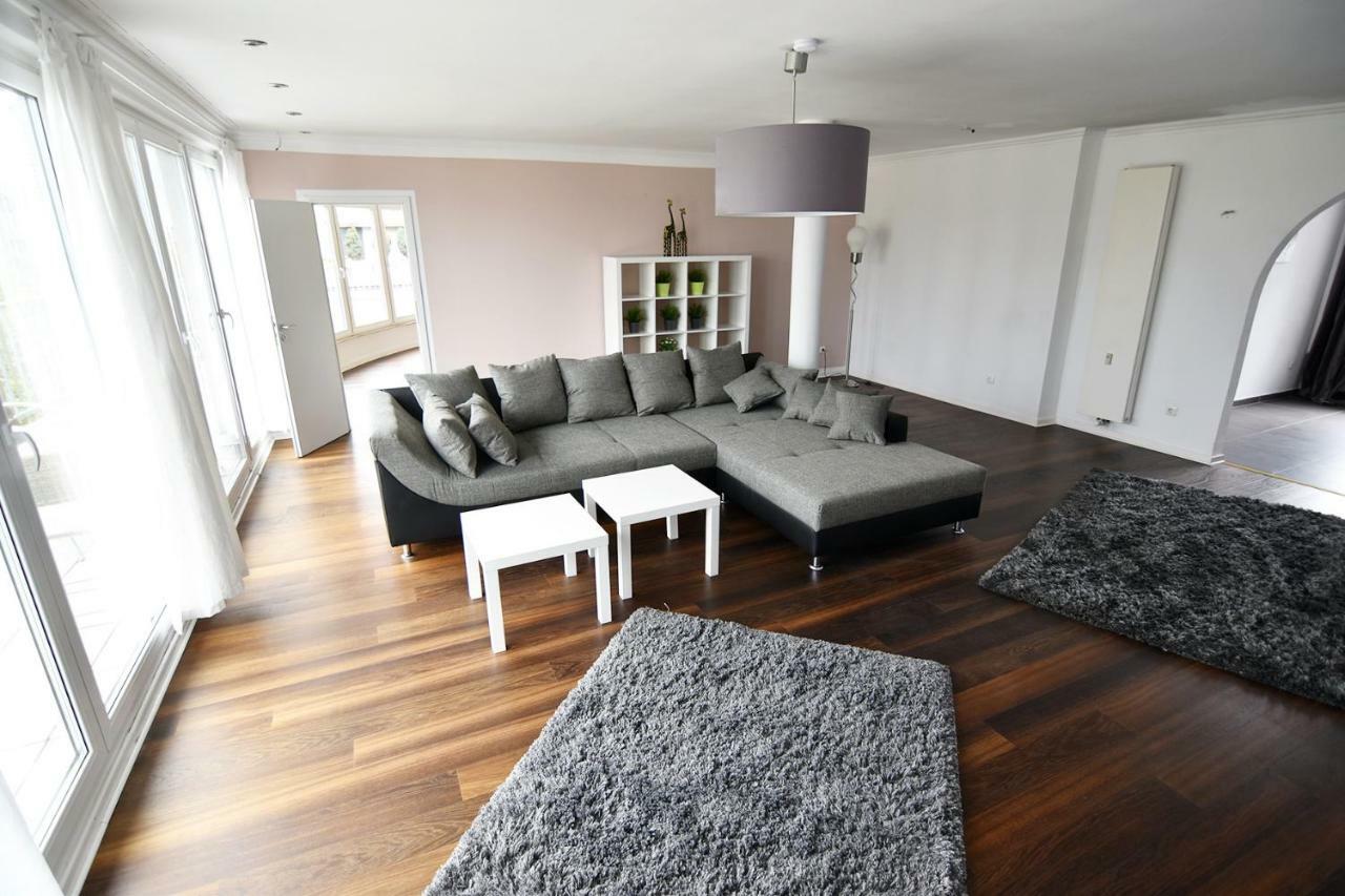 Dorya Am Ring Apartment Koln Bagian luar foto